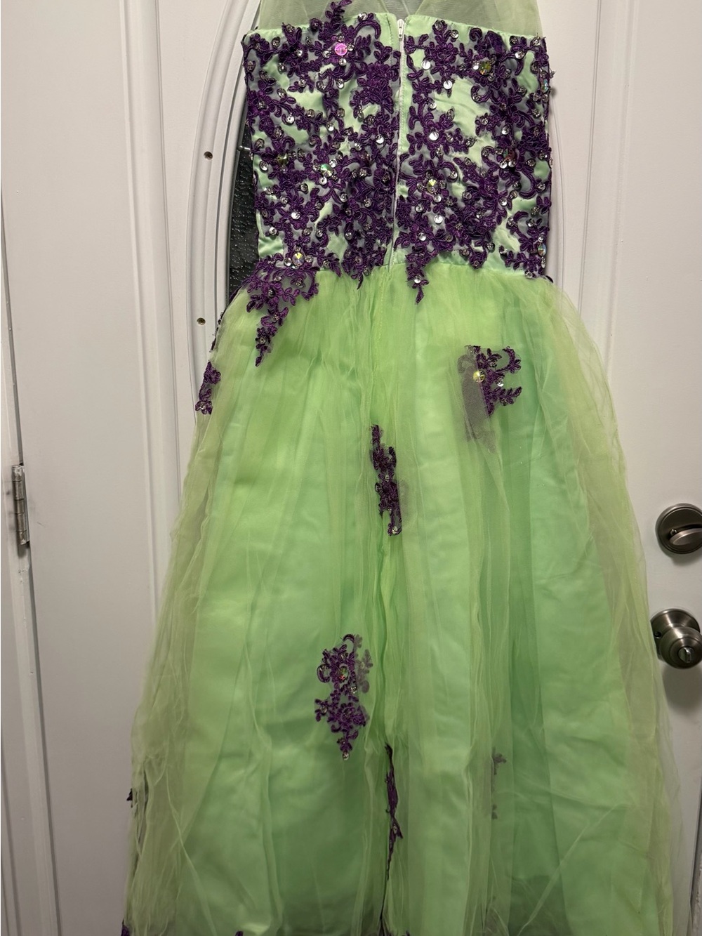 Girls Light Green Tulle Formal Dress with Purple Appliqué